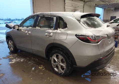 2023 Honda Hr-V Awd Lx z USA, uszkodzony, nr VIN 3CZRZ2H3XPM702304